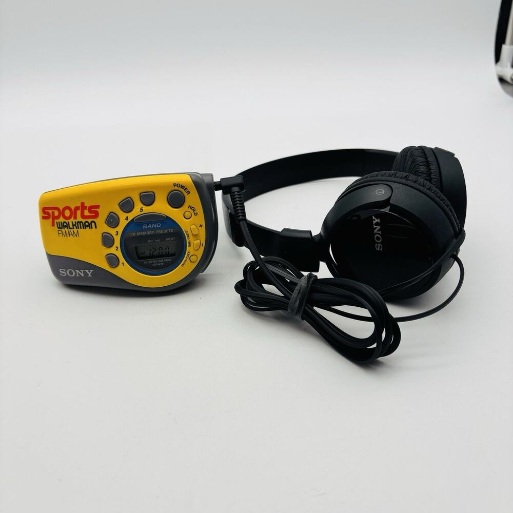 Sony Walkman Yellow FM/AM Sports Radio SRF M78 With Slap Wrist Arm Band Strap